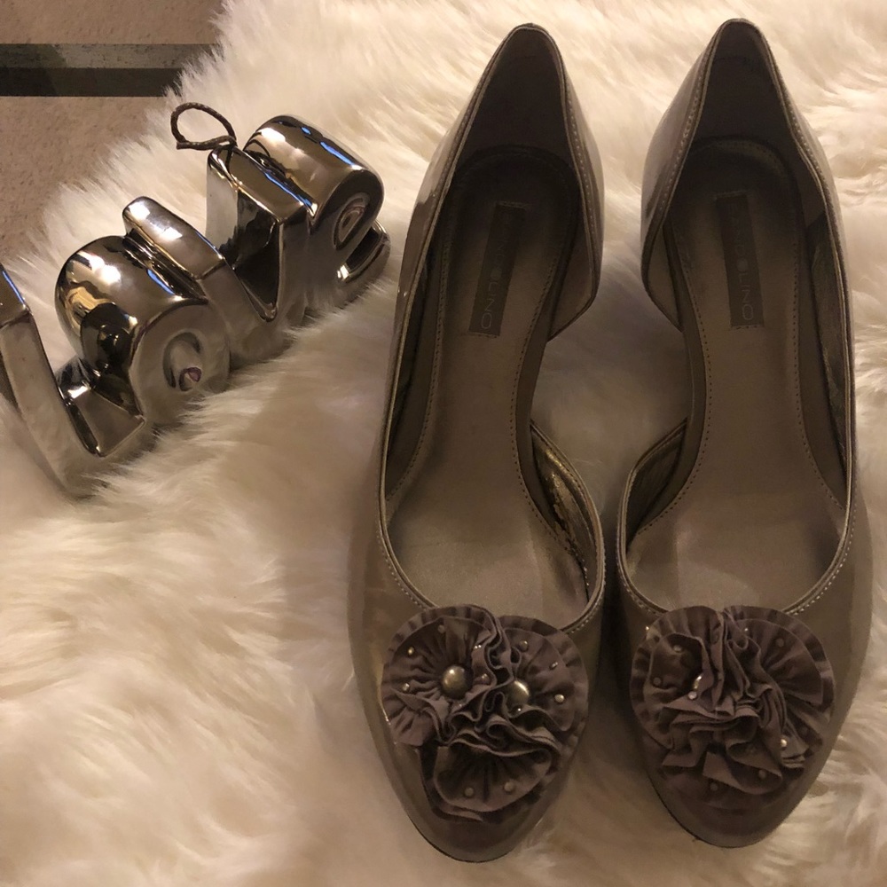 Bandolino gray dress shoes